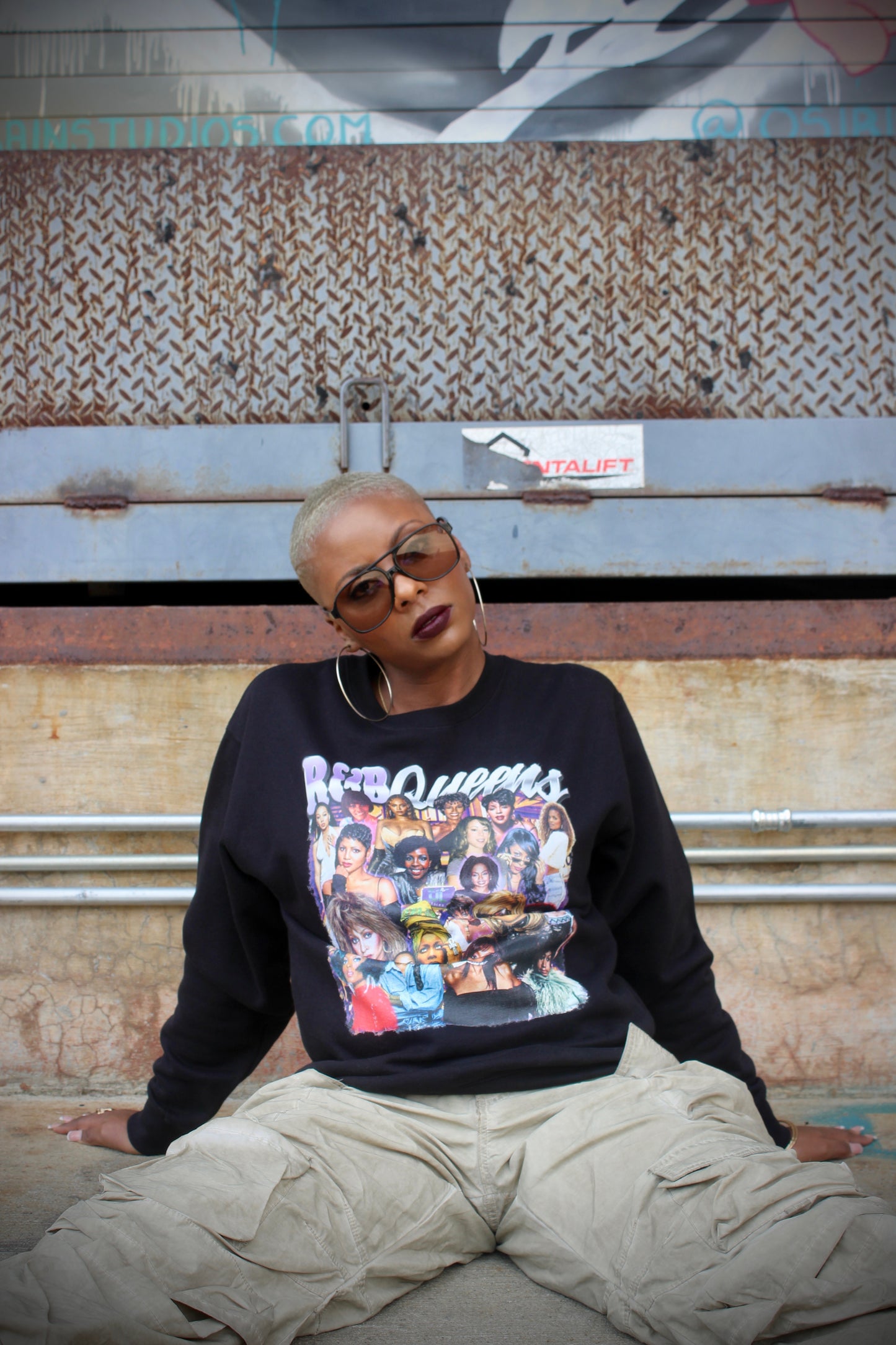 R&B Queens - Premium Unisex Sweatshirt